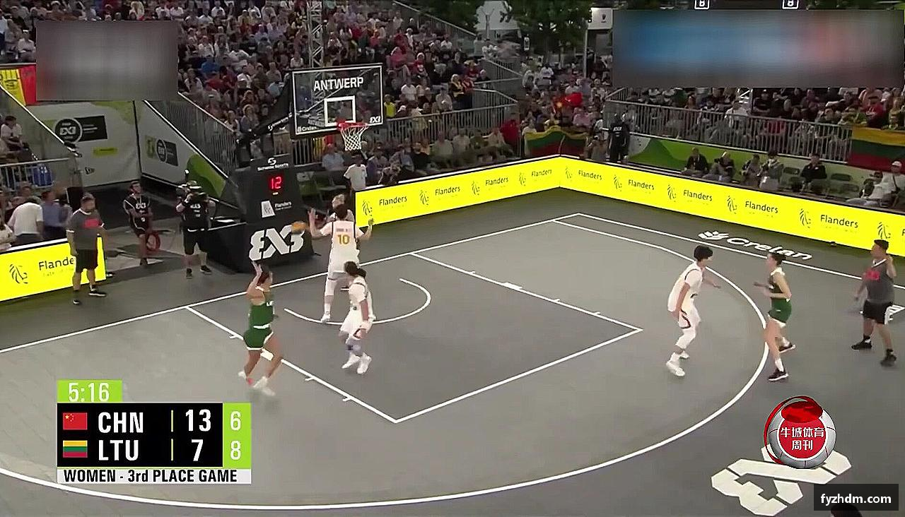 yy体育热血青春，全情投入